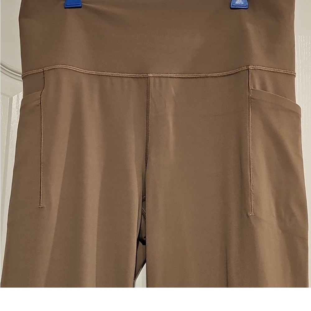 Athleta Salutation Stash High Rise Flare Pant NWT Size XL - Picture 5 of 11